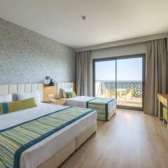 Calido Maris Hotel комната для гостей