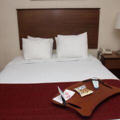Отель Best Western Lakewood Inn комната для гостей