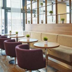 Отель Holiday Inn Express Frankfurt City Hauptbahnhof гостиничный бар