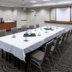 Отель Hampton Inn & Suites Tulare фото 2