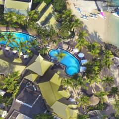 Veranda Grand Baie Hotel & Spa бассейн