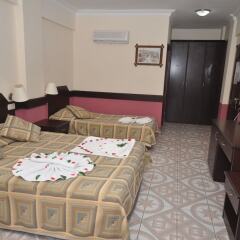 Majestic Hotel фото 2