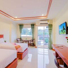 Отель Phaithong Sotel Resort 3* Улучшенный номер с различными типами кроватей фото 2