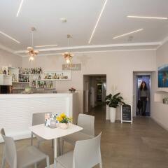 Отель Albergo Pesce Doro Италия, Вербания - отзывы, цены и фото номеров - забронировать отель Albergo Pesce Doro онлайн гостиничный бар