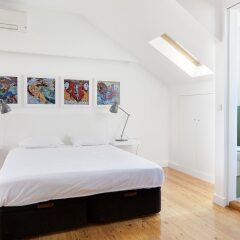 Апартаменты Hello Lisbon Santos Apartments комната для гостей фото 4