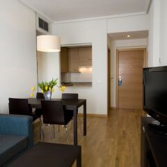 Отель Compostela Suites комната для гостей фото 4