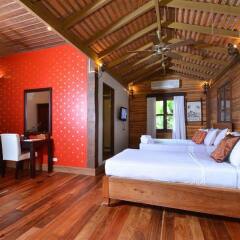 Отель Le Bel Air Boutique Resort сейф в номере