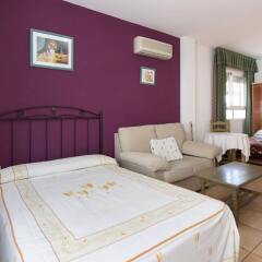 Отель Apartamentos La Fonda детские мероприятия