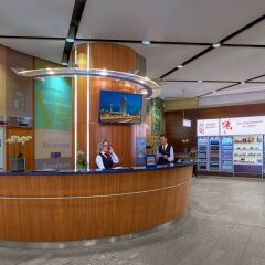 Отель Park Inn by Radisson Berlin Alexanderplatz интерьер отеля