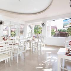 Отель Hong Bin Bungalow гостиничный бар