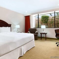 Отель Hilton Mexico City Airport Мехико комната для гостей фото 2