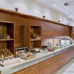 Отель Holiday Inn Express Berlin City Centre-West питание