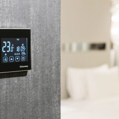 Nathan Hotel сейф в номере