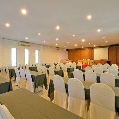 Отель Lanta Sand Resort And Spa Ланта помещение для мероприятий