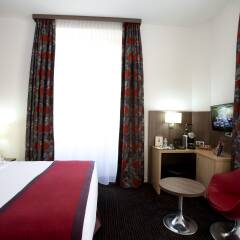 Quality Hotel Bordeaux Centre комната для гостей