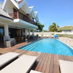 Отель Tallawah Villa, Silver Sands Jamaica 7BR бассейн