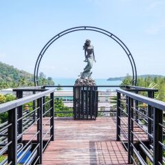 Отель The Chalet Phuket Resort Таиланд, Пхукет - отзывы, цены и фото номеров - забронировать отель The Chalet Phuket Resort онлайн приотельная территория