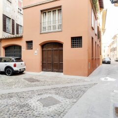 Отель Elegant Apartment nel Cuore del Centro Италия, Болонья - отзывы, цены и фото номеров - забронировать отель Elegant Apartment nel Cuore del Centro онлайн парковка