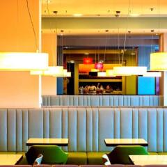 Отель Hampton by Hilton Warsaw City Centre интерьер отеля фото 3