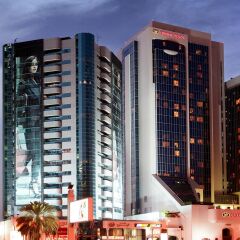 Отель Crowne Plaza Dubai балкон