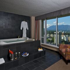 Отель Coast Plaza Hotel and Suites Канада, Ванкувер - отзывы, цены и фото номеров - забронировать отель Coast Plaza Hotel and Suites онлайн спа фото 2