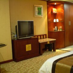 Guangzhou Guo Sheng Hotel удобства в номере фото 2