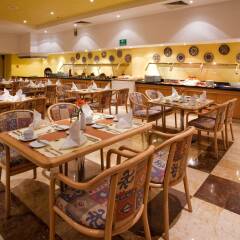Отель Holiday Inn Puebla La Noria питание