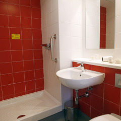Отель Travelodge Barcelona Poblenou Стандартный номер с различными типами кроватей фото 28