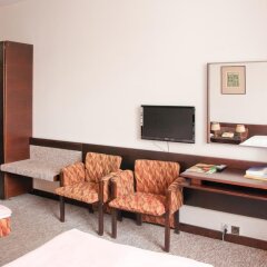 Hotel Merkur - Jablonec Nad Nisou Яблонец-над-Нисой комната для гостей фото 5
