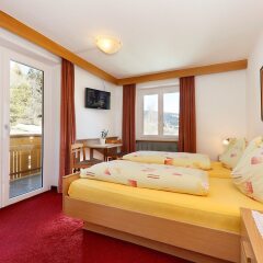 Отель Gasthof Zum Grünen Baum Италия, Лана - отзывы, цены и фото номеров - забронировать отель Gasthof Zum Grünen Baum онлайн комната для гостей фото 2