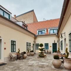 Maison Bistro & Hotel