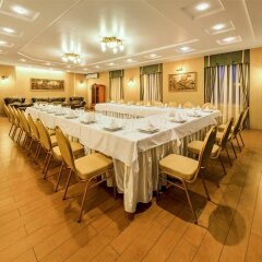 Hutor Hotel Днепр помещение для мероприятий фото 2