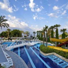 Отель Aska Buket Resort & Spa с домашними животными