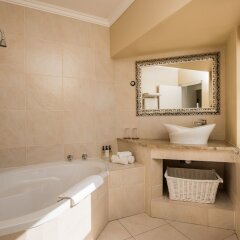 Whale View Manor Guesthouse in Cape Town, South Africa from 101$, photos, reviews - zenhotels.com bathroom