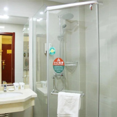 Отель GreenTree Inn Shenzhen Guanggang Port Futian South Road Express Hotel Китай, Гонконг - отзывы, цены и фото номеров - забронировать отель GreenTree Inn Shenzhen Guanggang Port Futian South Road Express Hotel онлайн ванная