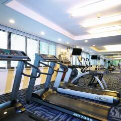 Отель Centre Point Sukhumvit 10 фитнесс-зал фото 3