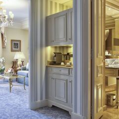 Four Seasons Hotel George V in Paris, France from 2981$, photos, reviews - zenhotels.com