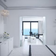 Отель Mitsis Alila Exclusive Resort and Spa в номере фото 2