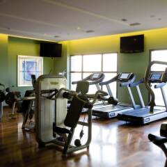 Movenpick Hotel Jumeirah Beach фитнесс-зал фото 2