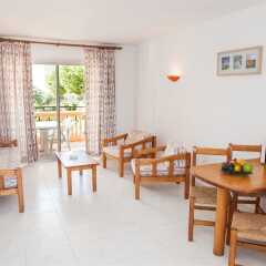 Отель Apartamentos Sol Romantica комната для гостей