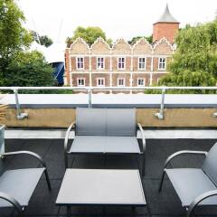 Отель Safestay London Kensington Holland Park Великобритания, Лондон - 1 отзыв об отеле, цены и фото номеров - забронировать отель Safestay London Kensington Holland Park онлайн балкон