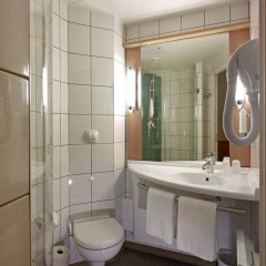 Отель ibis Warszawa Reduta ванная фото 2
