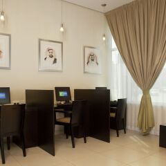 Отель Holiday Inn Express Dubai, Internet City интерьер отеля