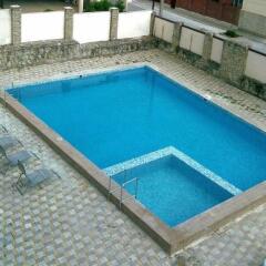 Дом в краснодаре аренда. Дом для сдачи в аренду с бассейном на улице. Дом с бассейном новороссийск снять посуточно. Дом с бассейном новороссийск снять посуточно. Новороссийск абрау бассейн.