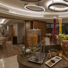 DoubleTree by Hilton Hotel Istanbul - Sirkeci питание фото 2