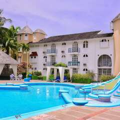 Отель Sandcastles Beach Resort бассейн фото 2