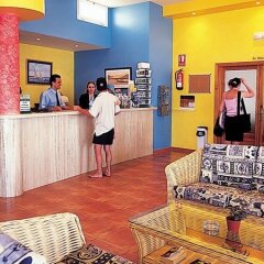Отель Menorca Sea Club Испания, Кала-эн-Бланес - отзывы, цены и фото номеров - забронировать отель Menorca Sea Club онлайн интерьер отеля фото 2
