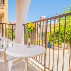Отель Windmills Hotel Apartments Кипр, Протарас - отзывы, цены и фото номеров - забронировать отель Windmills Hotel Apartments онлайн балкон