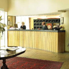 The Feversham Arms Hotel & Verbena Spa гостиничный бар