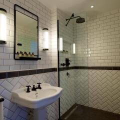 Отель Victory House London Лондон ванная
